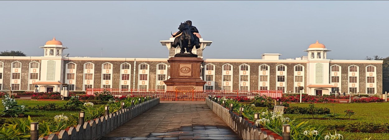 Ph.D. From Chhatrapati Shivaji Maharaj University: Introduction, Fee Structure, Admission Process, Subjects, Documents, Syllabus, Methodology, Highlights, Scholarship, FAQs